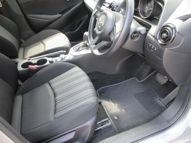 ＭＡＺＤＡ２ １５Ｃ　４ＷＤ　ＥＴＣ　バックカメラ　ナビ　Ｂｌｕｅｔｏｏｔｈ　ＵＳＢ　クリアランスソナー　衝突被害軽減システム　ＬＥＤヘッドライト　ワイパーデアイサー　横滑り防止装置　トラクションコントロール　スマートキー（24枚目）
