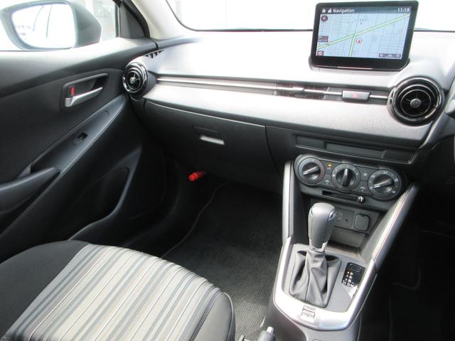 ＭＡＺＤＡ２ １５Ｃ　４ＷＤ　ＥＴＣ　バックカメラ　ナビ　Ｂｌｕｅｔｏｏｔｈ　ＵＳＢ　クリアランスソナー　衝突被害軽減システム　ＬＥＤヘッドライト　ワイパーデアイサー　横滑り防止装置　トラクションコントロール　スマートキー（27枚目）