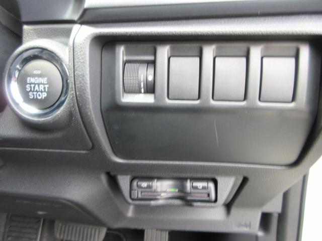 レヴォーグ ＧＴ　ＥＸ　ＥＴＣ　ナビ　フルセグＴＶ　Ｂｌｕｅｔｏｏｔｈ　ＵＳＢ　フロントサイドバックカメラ　クリアランスソナー　レーダークルーズコントロール　衝突被害軽減システム　ＬＥＤヘッドランプ　パワーシートヒーター（6枚目）