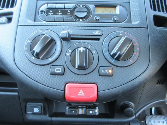 ＮＶ１５０ＡＤ ＤＸ　４ＷＤ　ＥＴＣ　キーレス　１００Ｖ電源　ＡＢＳ　ラジオ　ＡＵＸ　Ｗエアバッグ（5枚目）