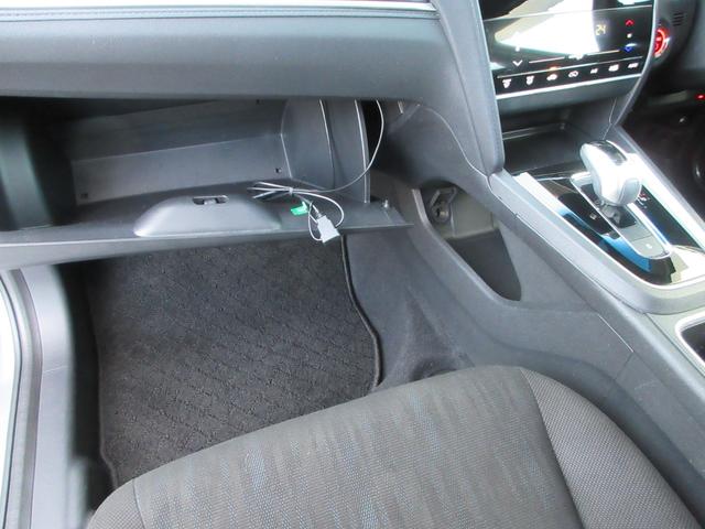 シャトル ハイブリッド　ホンダセンシング　ＥＴＣ　バックカメラ　ナビ　Ｂｌｕｅｔｏｏｔｈ　ＣＤ　ＵＳＢ　ＡＵＸ　レーダークルーズコントロール　衝突被害軽減システム　スマートキー　横滑防止装置　トラクションコントロール（21枚目）