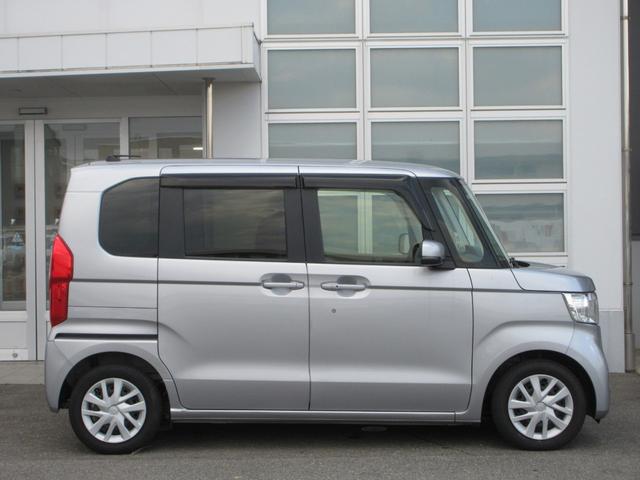 Ｎ－ＢＯＸ Ｇホンダセンシング　衝突被害軽減システム　ナビ　バックカメラ　Ｂｌｕｅｔｏｏｔｈ　ＥＴＣ　レーダークルーズコントロール　ＬＥＤヘッドライト　横滑り防止装置　トラクションコントロール　スマートキー　オートＡＣ　オートライト（12枚目）