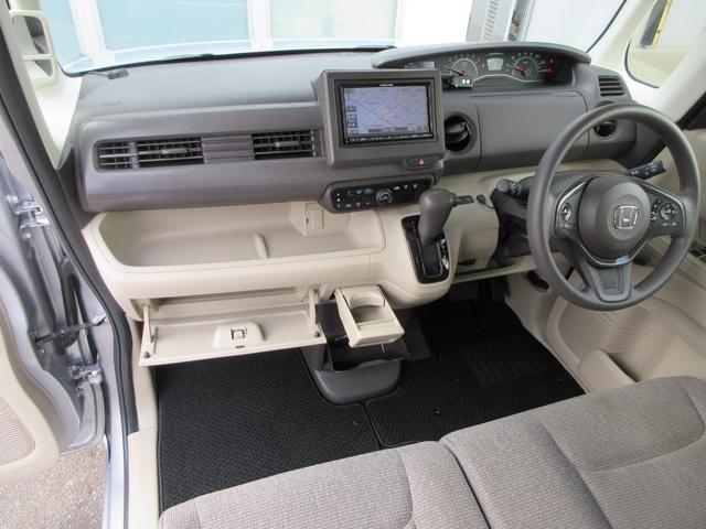 Ｎ－ＢＯＸ Ｇホンダセンシング　衝突被害軽減システム　ナビ　バックカメラ　Ｂｌｕｅｔｏｏｔｈ　ＥＴＣ　レーダークルーズコントロール　ＬＥＤヘッドライト　横滑り防止装置　トラクションコントロール　スマートキー　オートＡＣ　オートライト（42枚目）