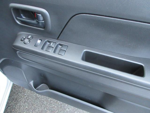 ワゴンR ハイブリッドFX 4WD ETC バックカメラ ナビ DVD Bluetooth USB リヤソナー 衝突被害軽減システム スマートキー シートヒーター 横滑り防止装置 トラクションコントロール ドライブレコーダー(11枚目)