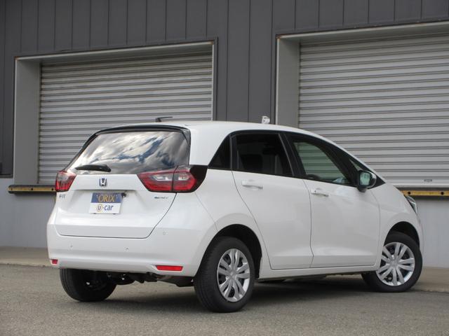 フィット ｅ：ＨＥＶベーシック　４ＷＤ　ＥＴＣ　バックカメラ　クリアランスソナー　ナビ　Ｂｌｕｅｔｏｏｔｈ　ＵＳＢ　レーダークルーズコントロール　衝突被害軽減システム　ＬＥＤヘッドライト　ワイパーデアイサー　ドライブレコーダー（15枚目）