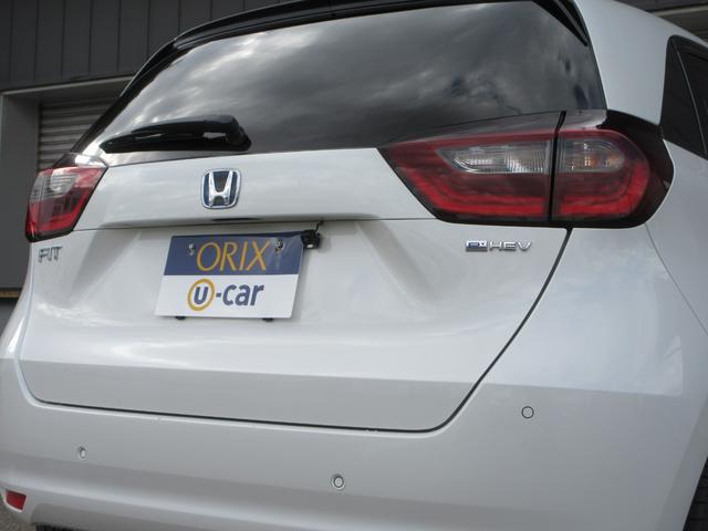フィット ｅ：ＨＥＶベーシック　４ＷＤ　ＥＴＣ　バックカメラ　クリアランスソナー　ナビ　Ｂｌｕｅｔｏｏｔｈ　ＵＳＢ　レーダークルーズコントロール　衝突被害軽減システム　ＬＥＤヘッドライト　ワイパーデアイサー　ドライブレコーダー（16枚目）