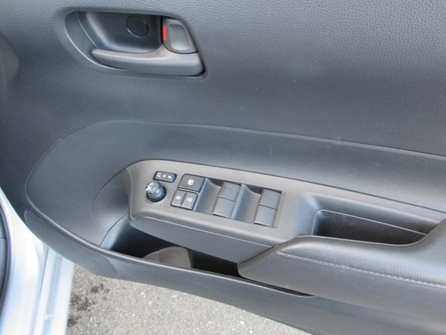 アクア X 4WD ETC バックカメラ ナビ Bluetooth USB レーダークルーズコントロール 衝突被害軽減システム LEDヘッドランプ 100V電源 ワイパーデアイサー ドライブレコーダー(9枚目)