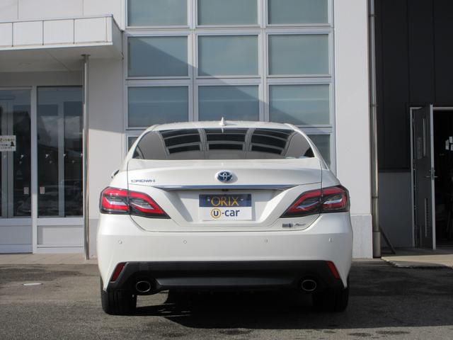 クラウンハイブリッド Ｓ　Ｃパッケージ　Ｆｏｕｒ　衝突被害軽減システム　ＥＴＣ　全方位カメラ　パーキングアシスト　ナビ　フルセグＴＶ　Ｂｌｕｅｔｈｏｏｔ　ＤＶＤ　ＵＳＢ　１００Ｖ電源　パワーシートヒーター　ステアリングヒーター　ＬＥＤヘッドライト（15枚目）