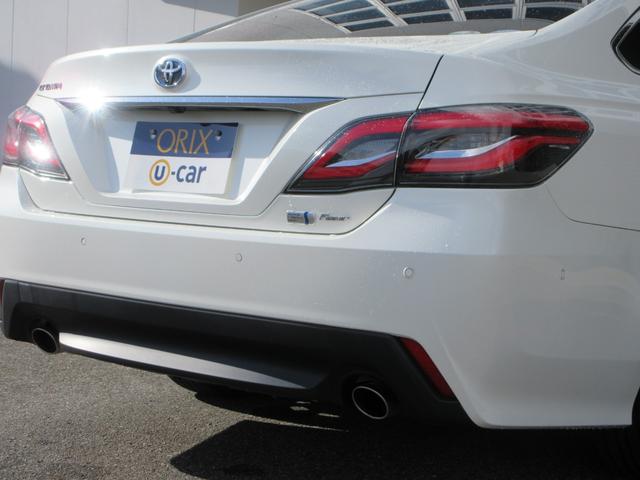 クラウンハイブリッド Ｓ　Ｃパッケージ　Ｆｏｕｒ　衝突被害軽減システム　ＥＴＣ　全方位カメラ　パーキングアシスト　ナビ　フルセグＴＶ　Ｂｌｕｅｔｈｏｏｔ　ＤＶＤ　ＵＳＢ　１００Ｖ電源　パワーシートヒーター　ステアリングヒーター　ＬＥＤヘッドライト（16枚目）