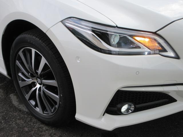 クラウンハイブリッド Ｓ　Ｃパッケージ　Ｆｏｕｒ　衝突被害軽減システム　ＥＴＣ　全方位カメラ　パーキングアシスト　ナビ　フルセグＴＶ　Ｂｌｕｅｔｈｏｏｔ　ＤＶＤ　ＵＳＢ　１００Ｖ電源　パワーシートヒーター　ステアリングヒーター　ＬＥＤヘッドライト（20枚目）