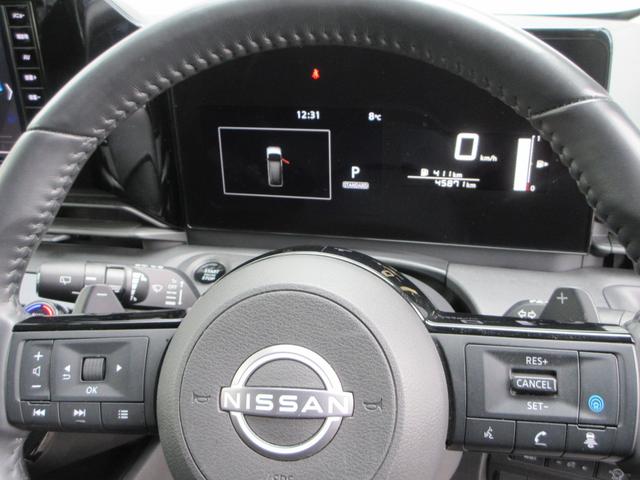 セレナ ＸＶ　４ＷＤ　衝突被害軽減システム　バックカメラ　ナビ　フルセグＴＶ　Ｂｌｕｅｔｏｏｔｈ　ＵＳＢ　プロパイロット　ＥＴＣ　シートヒーター　ハンズフリードア　ＬＥＤヘッドライト　ステアリングヒーター（9枚目）