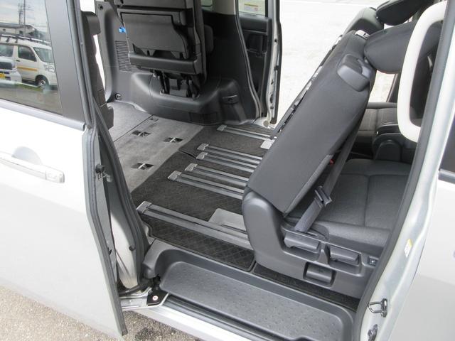 セレナ ＸＶ　４ＷＤ　衝突被害軽減システム　バックカメラ　ナビ　フルセグＴＶ　Ｂｌｕｅｔｏｏｔｈ　ＵＳＢ　プロパイロット　ＥＴＣ　シートヒーター　ハンズフリードア　ＬＥＤヘッドライト　ステアリングヒーター（36枚目）