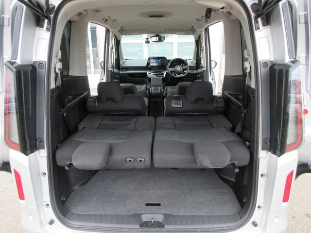 セレナ ＸＶ　４ＷＤ　衝突被害軽減システム　バックカメラ　ナビ　フルセグＴＶ　Ｂｌｕｅｔｏｏｔｈ　ＵＳＢ　プロパイロット　ＥＴＣ　シートヒーター　ハンズフリードア　ＬＥＤヘッドライト　ステアリングヒーター（44枚目）