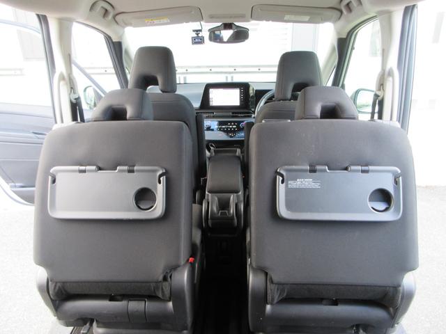 セレナ ＸＶ　４ＷＤ　衝突被害軽減システム　バックカメラ　ナビ　フルセグＴＶ　Ｂｌｕｅｔｏｏｔｈ　ＵＳＢ　プロパイロット　ＥＴＣ　シートヒーター　ハンズフリードア　ＬＥＤヘッドライト　ステアリングヒーター（42枚目）