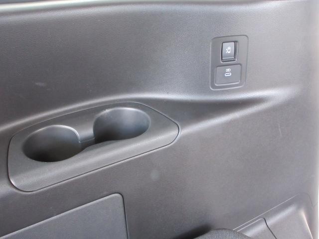 セレナ ＸＶ　４ＷＤ　衝突被害軽減システム　バックカメラ　ナビ　フルセグＴＶ　Ｂｌｕｅｔｏｏｔｈ　ＵＳＢ　プロパイロット　ＥＴＣ　シートヒーター　ハンズフリードア　ＬＥＤヘッドライト　ステアリングヒーター（43枚目）