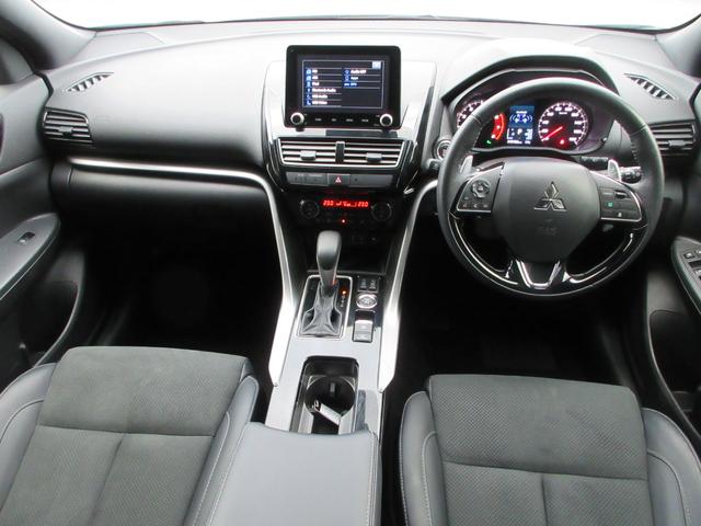 エクリプスクロス ブラックエディション　４ＷＤ　衝突被害軽減システム　ナビ　全方位カメラ　フルセグＴＶ　Ｂｌｕｅｔｏｏｔｈ　ＵＳＢ　レーダークルーズコントロール　電動リヤゲート　パワーシートヒーター　ステアリングヒーター　サンルーフ（2枚目）