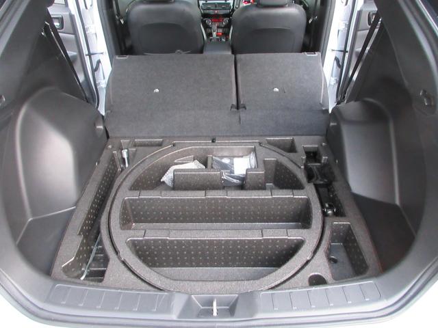 エクリプスクロス ブラックエディション　４ＷＤ　衝突被害軽減システム　ナビ　全方位カメラ　フルセグＴＶ　Ｂｌｕｅｔｏｏｔｈ　ＵＳＢ　レーダークルーズコントロール　電動リヤゲート　パワーシートヒーター　ステアリングヒーター　サンルーフ（21枚目）