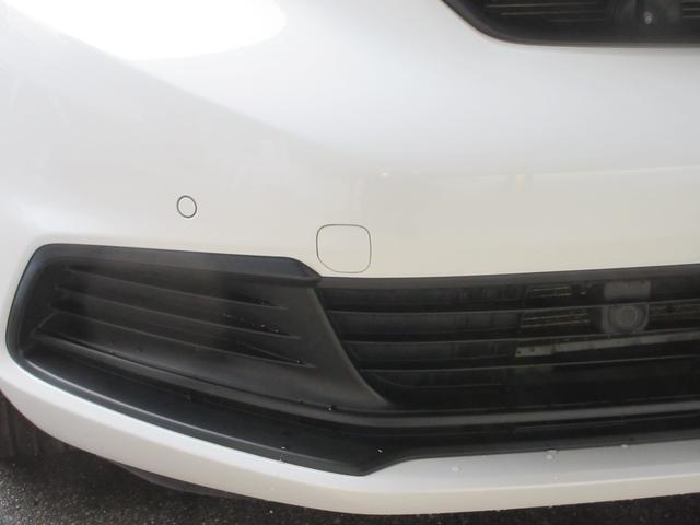 フィット ｅ：ＨＥＶベーシック　４ＷＤ　ＥＴＣ　バックカメラ　クリアランスソナー　ナビ　Ｂｌｕｅｔｏｏｔｈ　ＵＳＢ　レーダークルーズコントロール　衝突被害軽減システム　ＬＥＤヘッドライト　ワイパーデアイサー　ドライブレコーダー（17枚目）