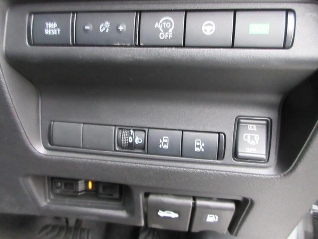 セレナ XV 4WD 衝突被害軽減システム バックカメラ ナビ フルセグTV Bluetooth USB プロパイロット ETC シートヒーター ハンズフリースライドドア LEDヘッドライト ステアリングヒーター(9枚目)