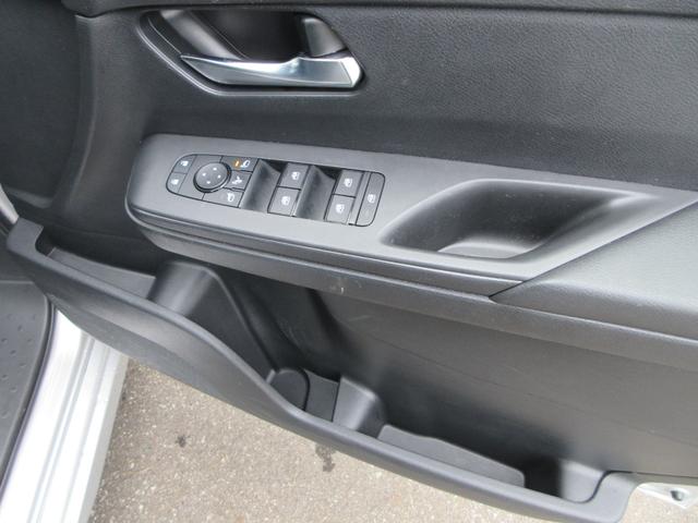 セレナ XV 4WD 衝突被害軽減システム バックカメラ ナビ フルセグTV Bluetooth USB プロパイロット ETC シートヒーター ハンズフリースライドドア LEDヘッドライト ステアリングヒーター(10枚目)