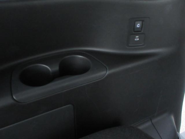 セレナ XV 4WD 衝突被害軽減システム バックカメラ ナビ フルセグTV Bluetooth USB プロパイロット ETC シートヒーター ハンズフリースライドドア LEDヘッドライト ステアリングヒーター(26枚目)