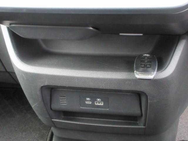 セレナ XV 4WD 衝突被害軽減システム バックカメラ ナビ フルセグTV Bluetooth USB プロパイロット ETC シートヒーター ハンズフリースライドドア LEDヘッドライト ステアリングヒーター(27枚目)