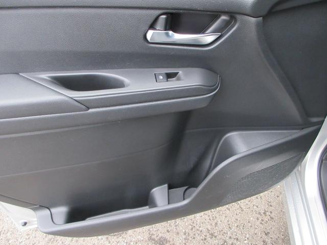 セレナ XV 4WD 衝突被害軽減システム バックカメラ ナビ フルセグTV Bluetooth USB プロパイロット ETC シートヒーター ハンズフリースライドドア LEDヘッドライト ステアリングヒーター(33枚目)