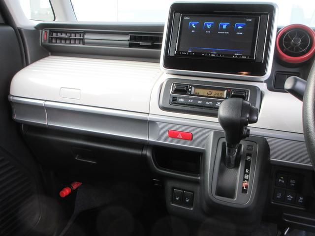 スペーシア ハイブリッドＸ　４ＷＤ　衝突被害軽減システム　ナビ　バックカメラ　リヤソナー　Ｂｌｕｅｔｏｏｔｈ　ＵＳＢ　ＡＵＸ　シートヒーター　ＥＴＣ　スマートキー　両側電動スライドドア　横滑防止装置　　ライブレコーダー（3枚目）