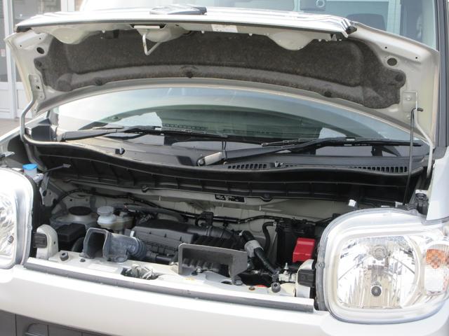 スペーシア ハイブリッドＸ　４ＷＤ　衝突被害軽減システム　ナビ　バックカメラ　リヤソナー　Ｂｌｕｅｔｏｏｔｈ　ＵＳＢ　ＡＵＸ　シートヒーター　ＥＴＣ　スマートキー　両側電動スライドドア　横滑防止装置　　ライブレコーダー（20枚目）