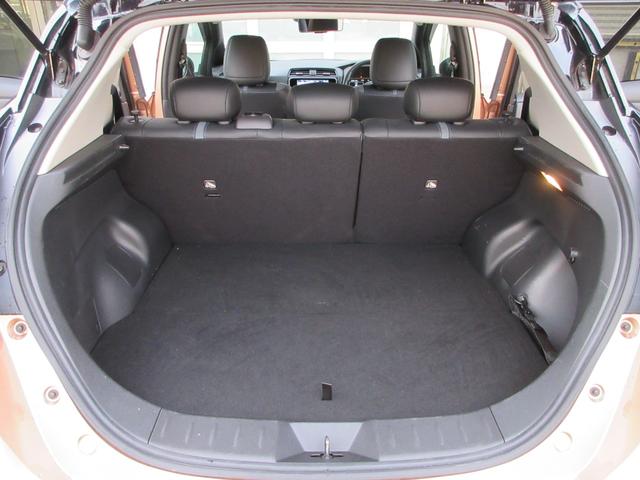 リーフ ｅ＋　Ｇ　ナビ　全方位カメラ　パーキングアシスト　フルセグＴＶ　Ｂｌｕｅｔｏｏｔｈ　ＵＳＢ　革シートヒーター　衝突被害軽減システム　プロパイロット　ＥＴＣ２．０　ドライブレコーダー　ブラインドスポットモニター（23枚目）