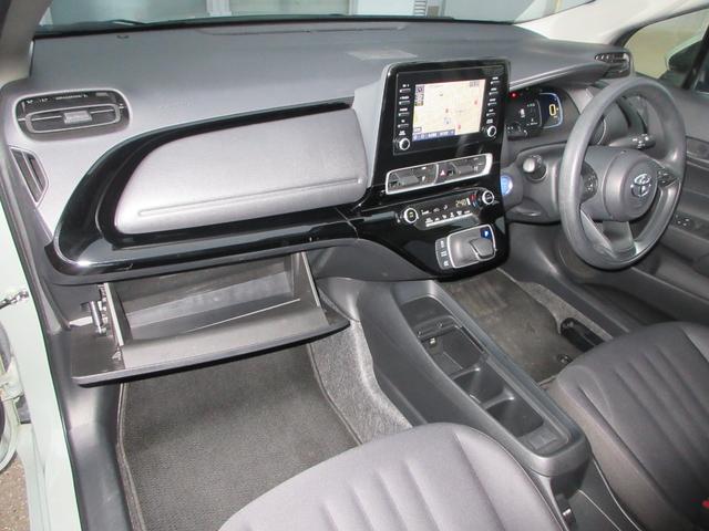 アクア Ｘ　４ＷＤ　ＥＴＣ　バックカメラ　ナビ　Ｂｌｕｅｔｏｏｔｈ　ＵＳＢ　レーダークルーズコントロール　衝突被害軽減システム　ＬＥＤヘッドランプ　１００Ｖ電源　ワイパーデアイサー　ドライブレコーダー（32枚目）