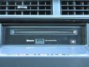 アクア Ｓ　ＥＴＣ　バックカメラ　ナビ　キーレス　アイドリングストップ　盗難防止システム　ＣＤ　Ｂｌｕｅｔｏｏｔｈ　横滑り防止装置　トラクションコントロール　オートＡＣ（7枚目）