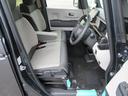 ベースグレード　４ＷＤ　バックカメラ　ナビ　フルセグＴＶ　ＤＶＤ　Ｂｌｕｅｔｏｏｔｈ　ＵＳＢ　クリアランスソナー　レーダークルーズコントロール　衝突被害軽減システム　ＬＥＤヘッドランプ　シートヒーター　スマートキー（34枚目）