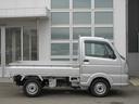 キャリイトラック ＫＣエアコン・パワステ　４ＷＤ　５ＭＴ　ラジオ　エアコン　パワーステアリング　運転席エアバッグ　助手席エアバッグ　ＡＢＳ　ドアバイザー（3枚目）