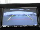 バックカメラも付いています。駐車の時に便利なのはもちろんの事、後方死角にいる子供たちに気が付くことができるので安心安全ですね