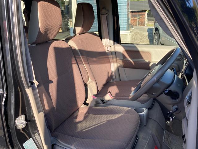 ワゴンタイプと同様のシート表皮です。