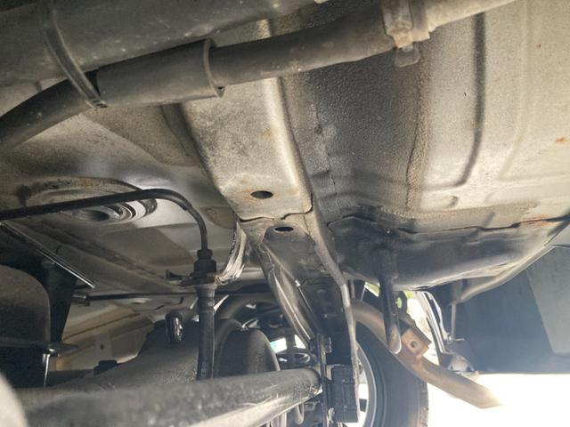 ワゴンＲ ＦＸ　禁煙車両・寒冷地仕様ヒーテッドドアミラー　ＣＤ／ＡＭ／ＦＭデッキ　オートエアコン　プライバシーガラス　アイドリングストップ（67枚目）