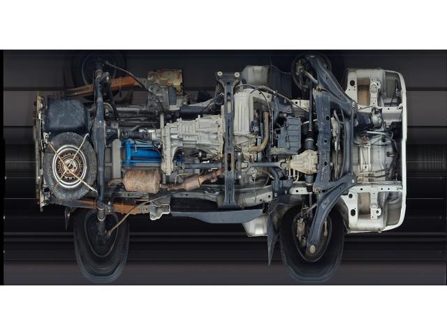 キャリイトラック 頑丈ダンプ　油圧式強化ダンプ・エアコンパワステ付き・低速４ＷＤ付・５速マニュアル車（16枚目）
