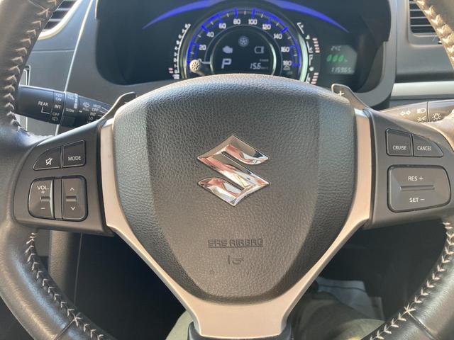 スイフト ＲＳ－ＤＪＥ　禁煙車輛　寒冷地仕様ヒーテッドドアミラー　フロント左右シートヒーター　リヤヒーター　ワイパーディアイサー　デュアルジェットエンジン　クルコン　ステアリングリモコン　パドルシフト　ＶＳＣ　ＥＴＣ（16枚目）