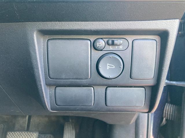 フリードスパイク Ｇ　ジャストセレクション　禁煙車両ルームクリーニング除菌済　リヤヒーター　ヒーテッドドアミラー　ＳＤナビ【ＤＶＤ視聴可】両側スライドドア　ＨＩＤヘッドライト　キーレスエントリー　エンジンスターター　プライバシーガラス　１５ＡＷ（20枚目）