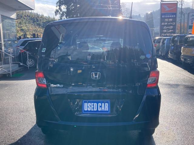 フリードスパイク Ｇ　ジャストセレクション　禁煙車両ルームクリーニング除菌済　リヤヒーター　ヒーテッドドアミラー　ＳＤナビ【ＤＶＤ視聴可】両側スライドドア　ＨＩＤヘッドライト　キーレスエントリー　エンジンスターター　プライバシーガラス　１５ＡＷ（24枚目）