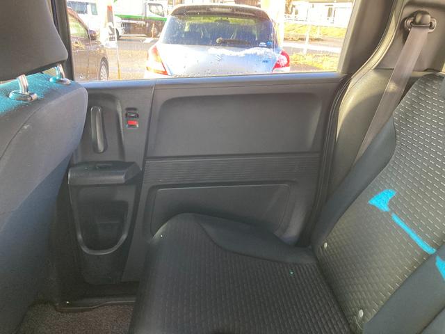 フリードスパイク Ｇ　ジャストセレクション　禁煙車両ルームクリーニング除菌済　リヤヒーター　ヒーテッドドアミラー　ＳＤナビ【ＤＶＤ視聴可】両側スライドドア　ＨＩＤヘッドライト　キーレスエントリー　エンジンスターター　プライバシーガラス　１５ＡＷ（37枚目）