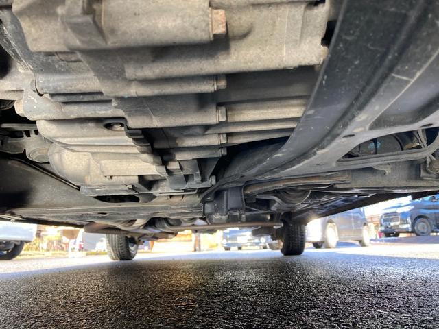 フリードスパイク Ｇ　ジャストセレクション　禁煙車両ルームクリーニング除菌済　リヤヒーター　ヒーテッドドアミラー　ＳＤナビ【ＤＶＤ視聴可】両側スライドドア　ＨＩＤヘッドライト　キーレスエントリー　エンジンスターター　プライバシーガラス　１５ＡＷ（50枚目）