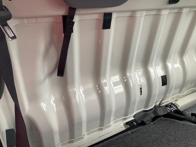 ハイゼットトラック エアコン・パワステ　スペシャル　禁煙車輛ルームクリーニング除菌済　荷台ボディーマット　荷台パネルカバー　ガードフレームプロテクター　ゲートチェーン　ＣＤ／ＡＭ／ＦＭデッキ（17枚目）