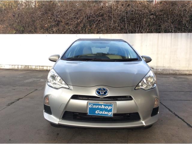 アクア Ｓ　純正ＳＤナビ　スマートキー　オートエアコン　Ｂｌｕｅｔｏｏｔｈ　ＣＤ　ＤＶＤ再生　地デジ（2枚目）