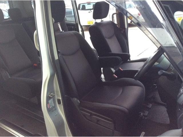 セレナ ハイウェイスター　フリップダウン」モニターＥＴＣ　バックカメラ　ナビ　ＴＶ　オートクルーズコントロール　両側電動スライド　スマートキー　アイドリングストップ　電動格納ミラー　３列シート　純正ＡＷ　ＣＤ　ＤＶＤ再生（23枚目）