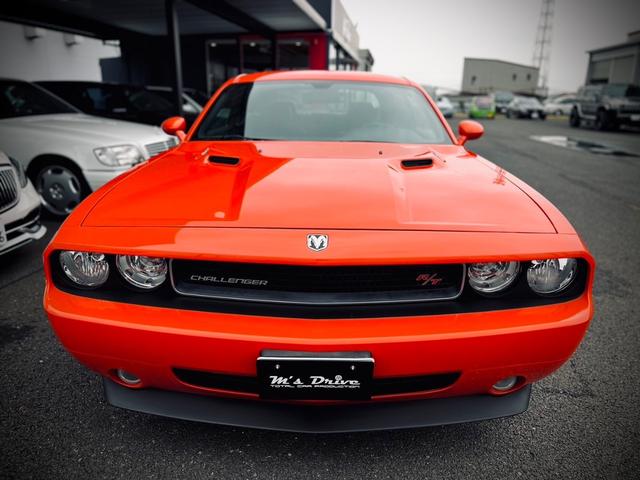 ダッジ・チャレンジャー Ｒ／Ｔ　５．７ＨＥＭＩ／ブルーフレーム新車並行／ＣＡＲＦＡＸ走行証明付／ブラックレザー／パワーシート／シートヒーター／ＥＴＣ／クルーズコントロール／前後ドラレコ付デジタルインナーミラー（15枚目）