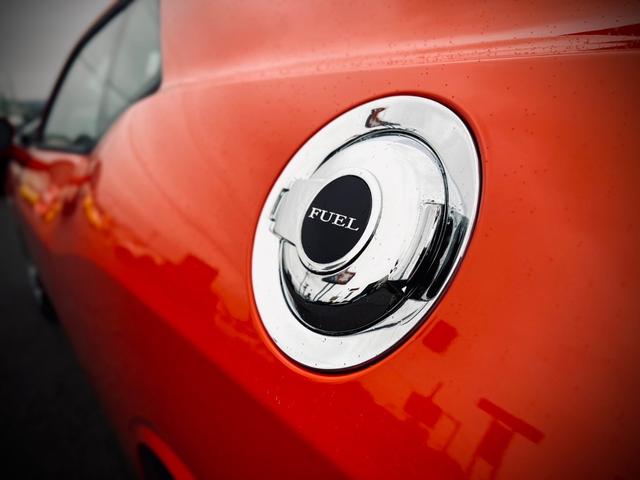 ダッジ・チャレンジャー Ｒ／Ｔ　５．７ＨＥＭＩ／ブルーフレーム新車並行／ＣＡＲＦＡＸ走行証明付／ブラックレザー／パワーシート／シートヒーター／ＥＴＣ／クルーズコントロール／前後ドラレコ付デジタルインナーミラー（21枚目）
