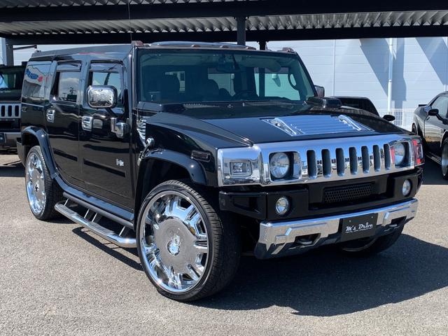 ハマーＨ２ 　新車並行／ＬＥＸＡＮＩ２６インチ／ＣＲＯＳＳ４本出マフラー／本革シート／サンルーフ／実走行／ナビＴＶ／バックカメラ／前後ドラレコ／スモークテール／外装マッチペイント済（4枚目）