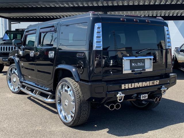 ハマーＨ２ 　新車並行／ＬＥＸＡＮＩ２６インチ／ＣＲＯＳＳ４本出マフラー／本革シート／サンルーフ／実走行／ナビＴＶ／バックカメラ／前後ドラレコ／スモークテール／外装マッチペイント済（10枚目）